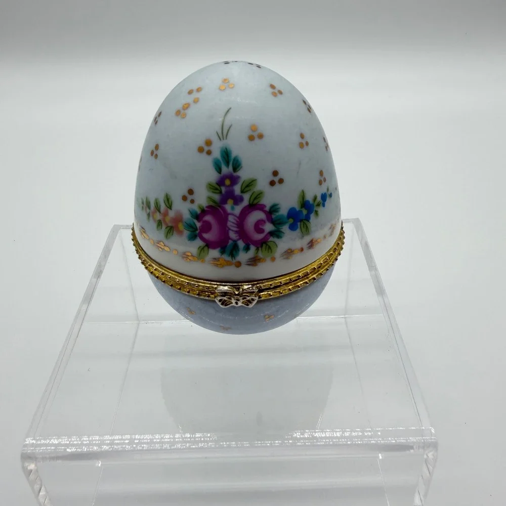Vintage Floral Porcelain Egg Trinket Box Hand Painted Hinged Gold Trim Blue 3